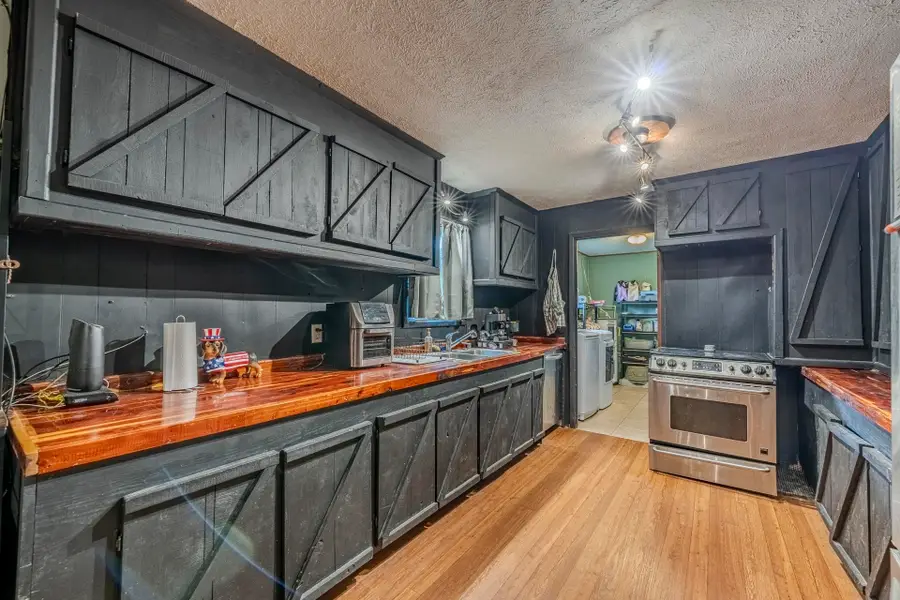 930 Old Union Rd, Adamsville, TN 38310 - #3
