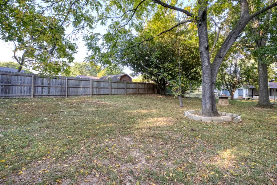 2538 Woodberry Dr, Nashville, TN 37214 - #2