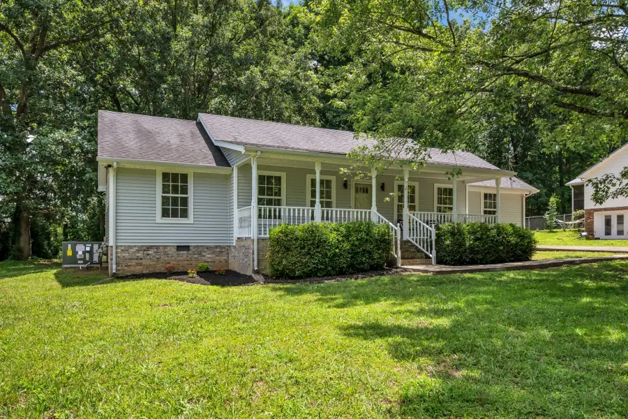 108 Friar Tuck Dr, Dickson, TN 37055 - #2