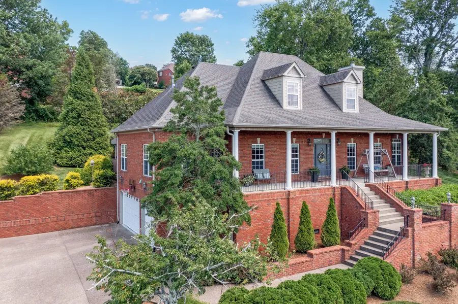 8216 W Chase Ct, Nashville, TN 37221 - #3