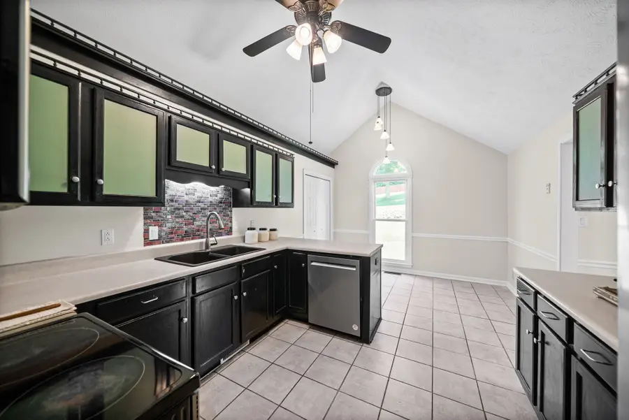 353 Deepwood Trl, Clarksville, TN 37042 - #3