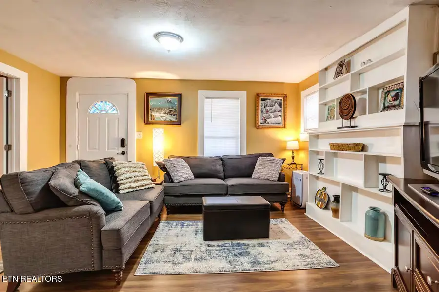 4421 Ellen St, Knoxville, TN 37920 - #2