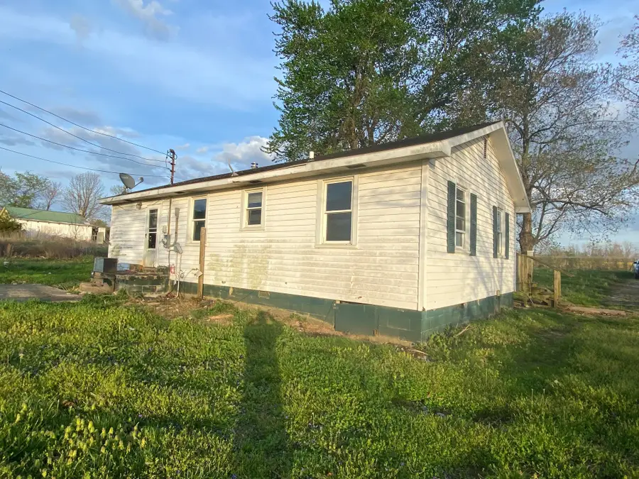 6865 Johnson Mill Rd, Hopkinsville, KY 42240 - #2