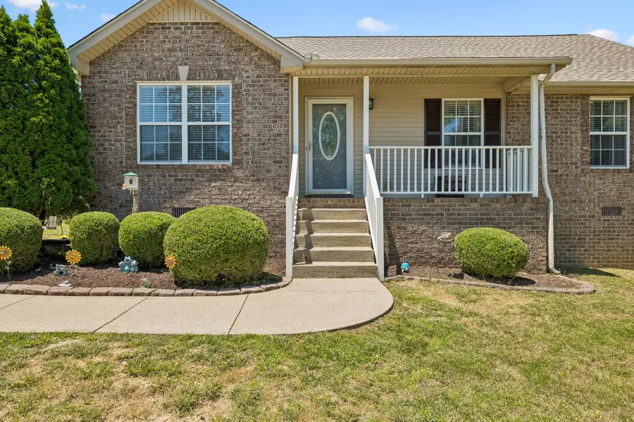 518 Polo Ln, Springfield, TN 37172 - #2