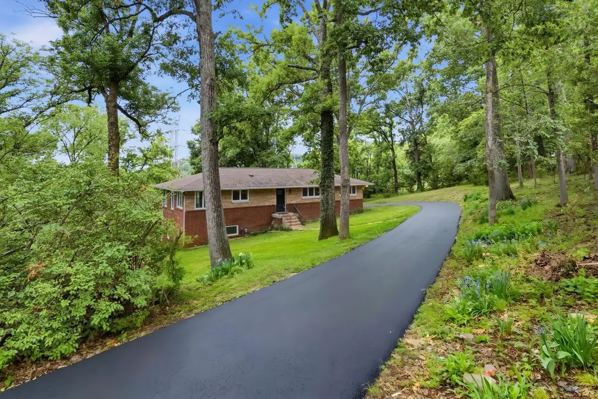 827 Redwood Dr, Nashville, TN 37220 - #1