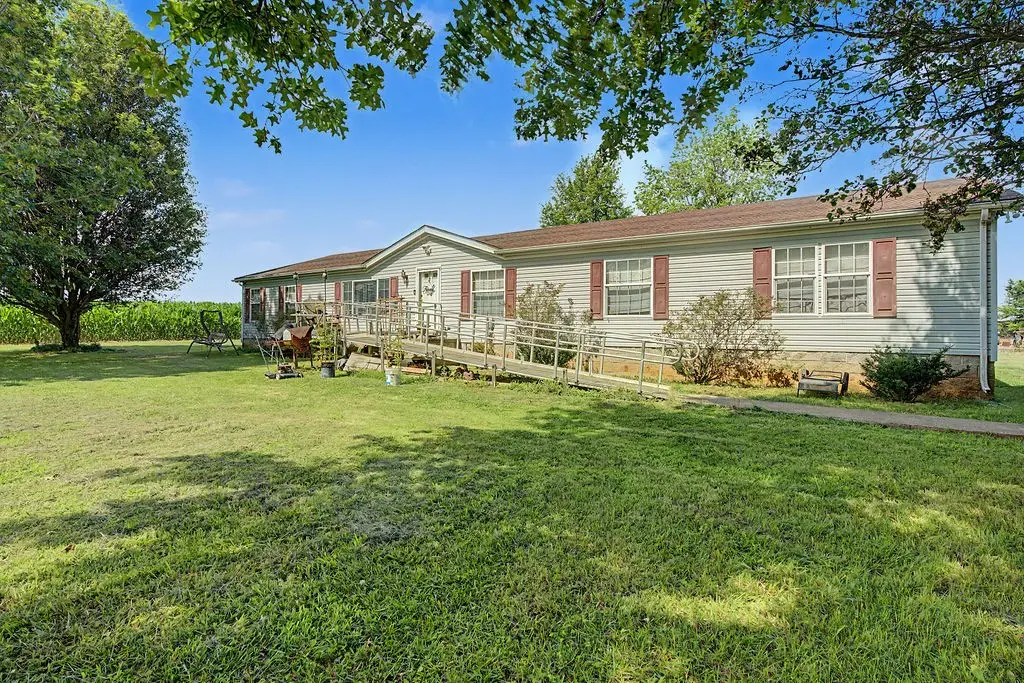 1955 Guthrie Rd, Guthrie, KY 42234 - #1