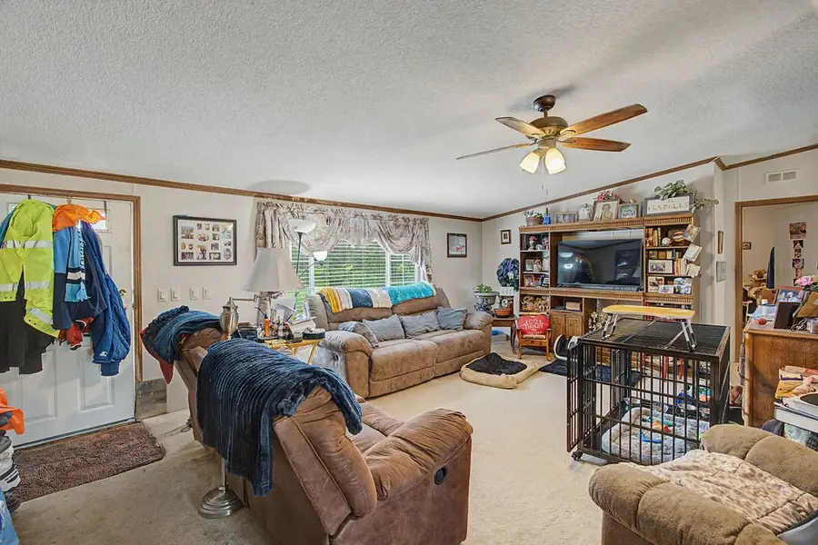 1955 Guthrie Rd, Guthrie, KY 42234 - #3