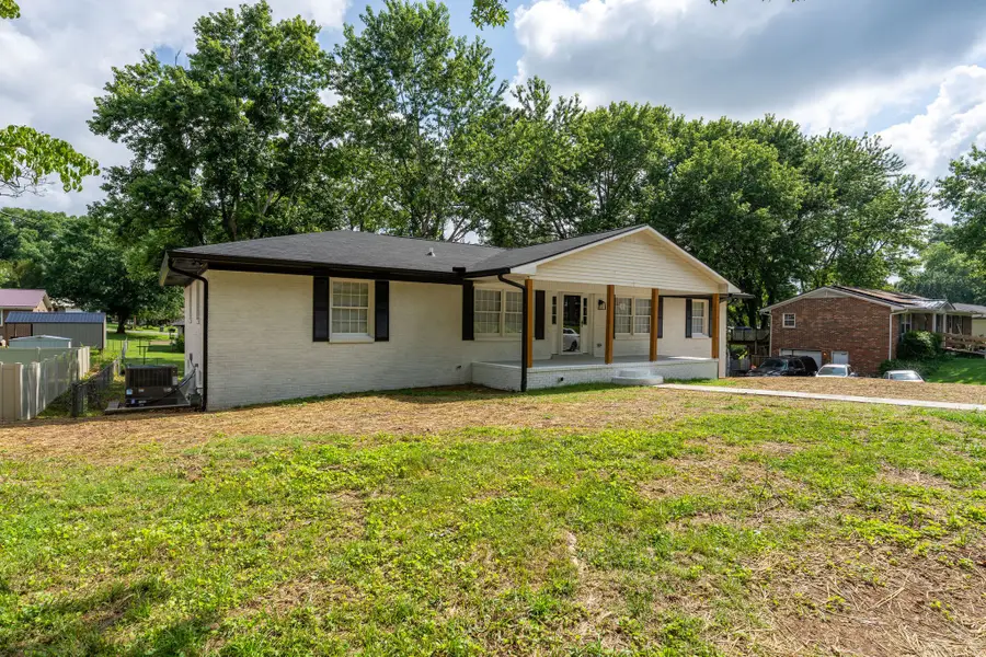 1610 Grandaddy Rd, Lawrenceburg, TN 38464 - #3