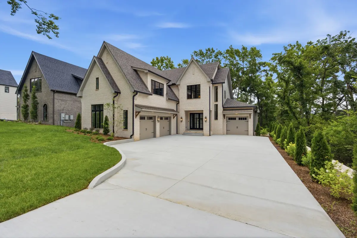 1004 Rodney Dr, Nashville, TN 37205 - #1