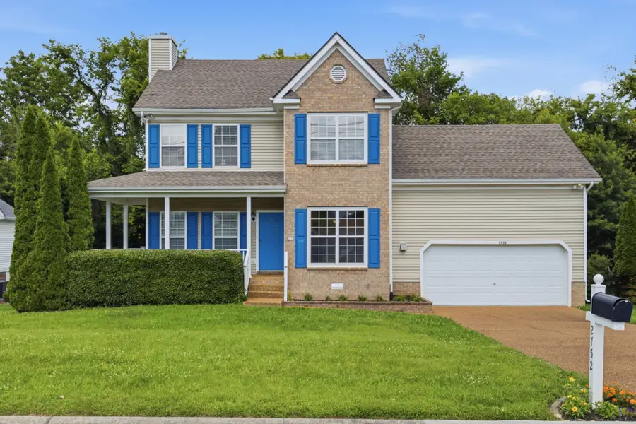 2752 Aston Woods Ln, Thompsons Station, TN 37179 - #2