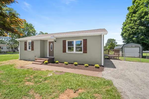 201 10th Ave N, Decherd, TN 37324