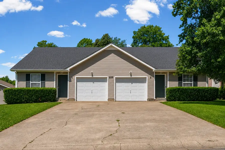 256 Executive Ave, Clarksville, TN 37042 - #2