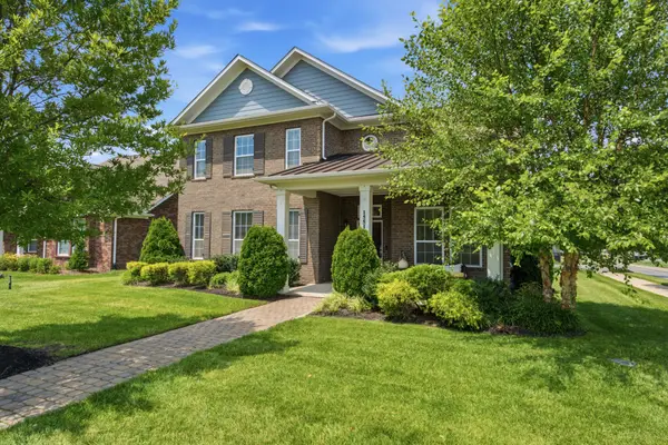 1551 Drakes Creek Rd, Hendersonville, TN 37075