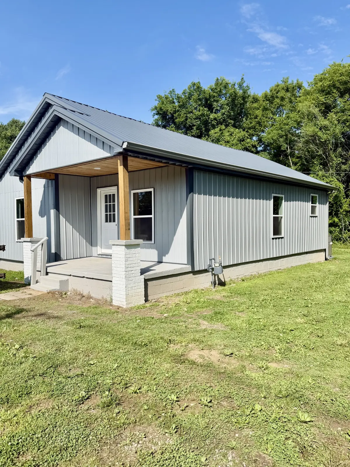 2465 Highway 43 S, Leoma, TN 38468 - #1