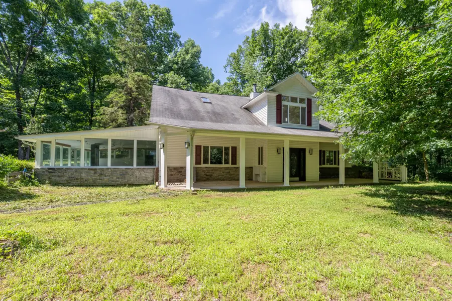 265 Roanoke Creek Rd, Collinwood, TN 38450 - #2