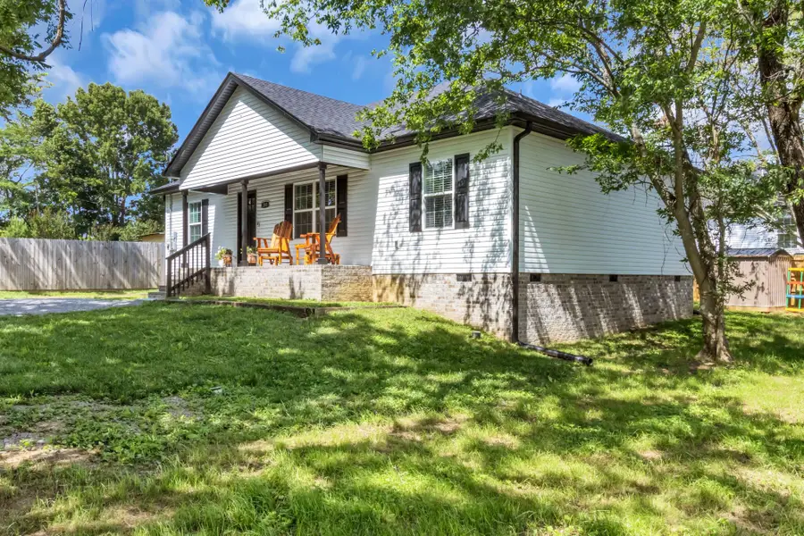 203 Martha St, Shelbyville, TN 37160 - #2