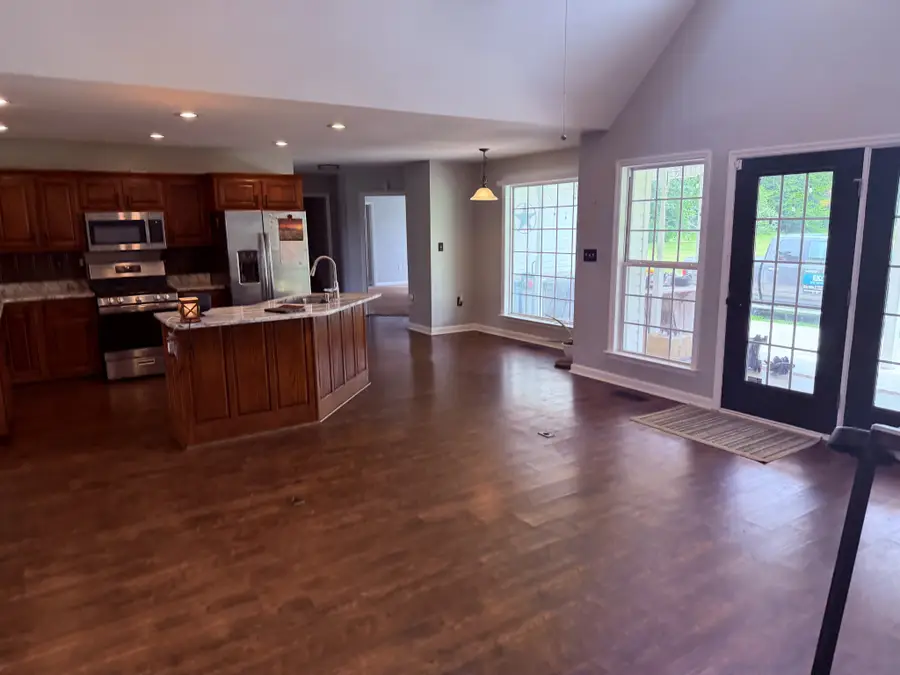 1056 N Sumner Rd, Portland, TN 37148 - #3