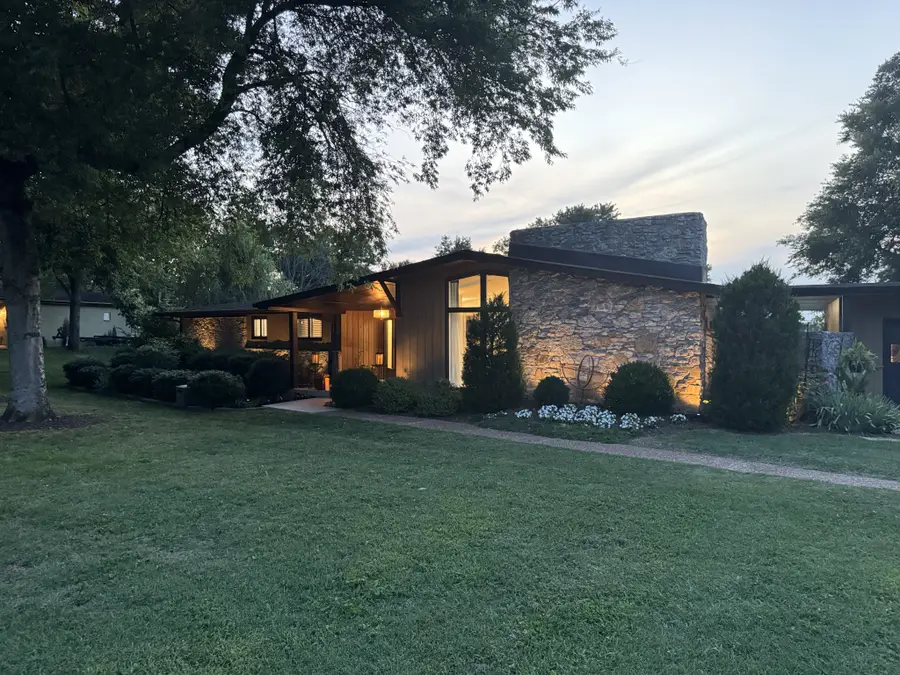 305 Louviers Ln, Old Hickory, TN 37138 - #2