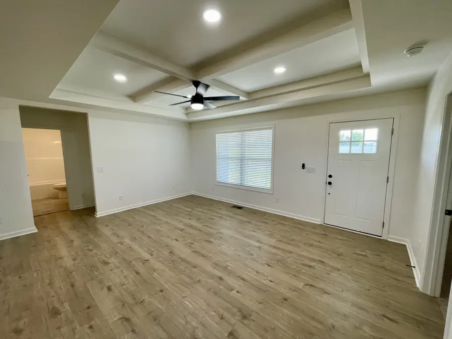 104 Donald Rd, Lafayette, TN 37083 - #3