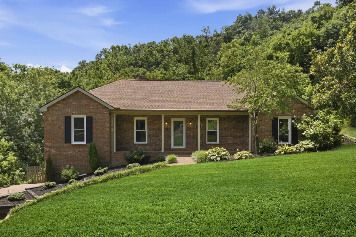 111 Dogwood Ln, Franklin, TN 37064 - #1