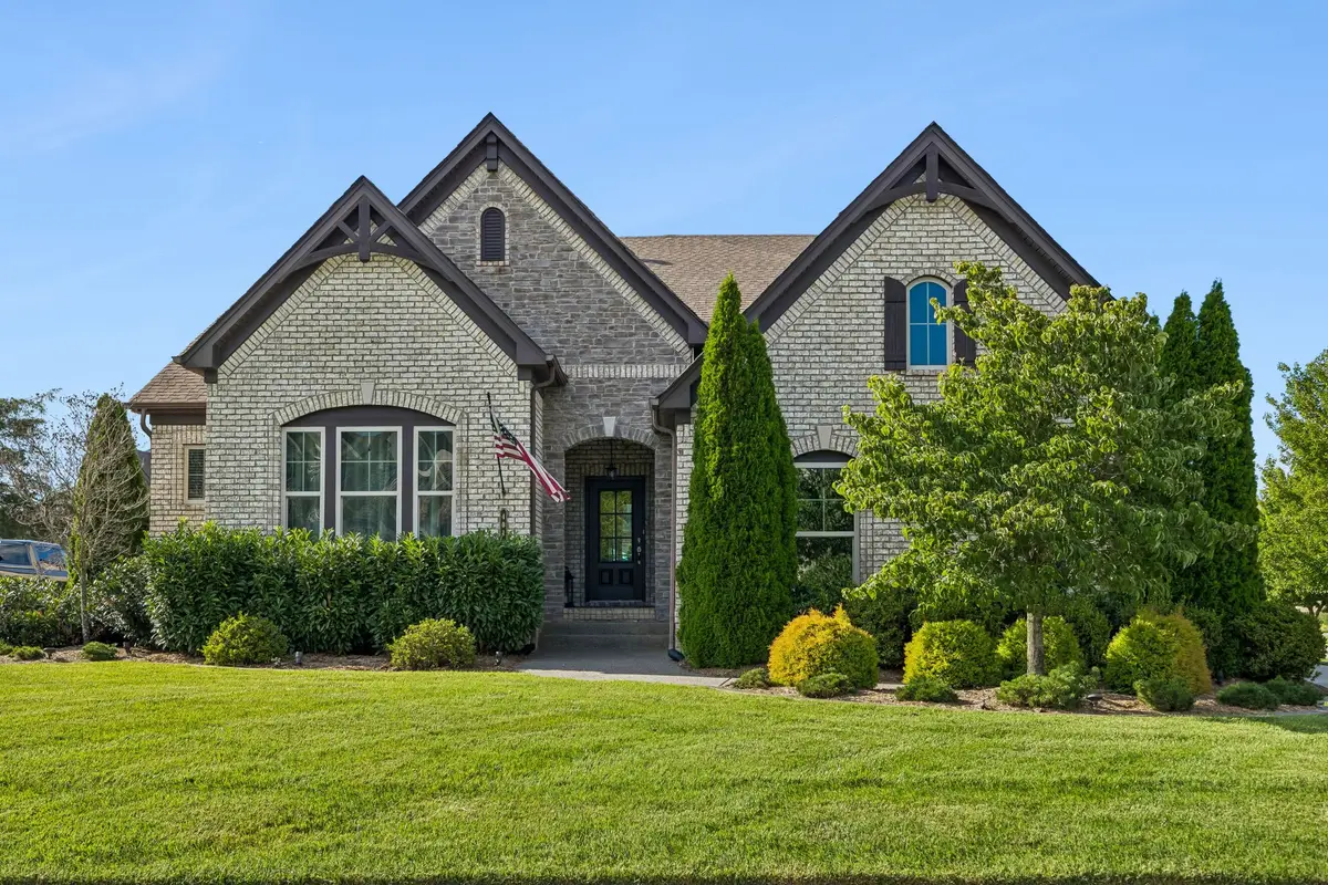 401 Larkhill Ln, Nolensville, TN 37135 - #1