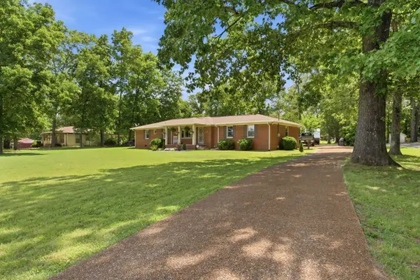 4121 Hunters Point Pike, Lebanon, TN 37087