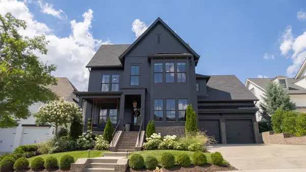 831 Stonewater Blvd, Franklin, TN 37064