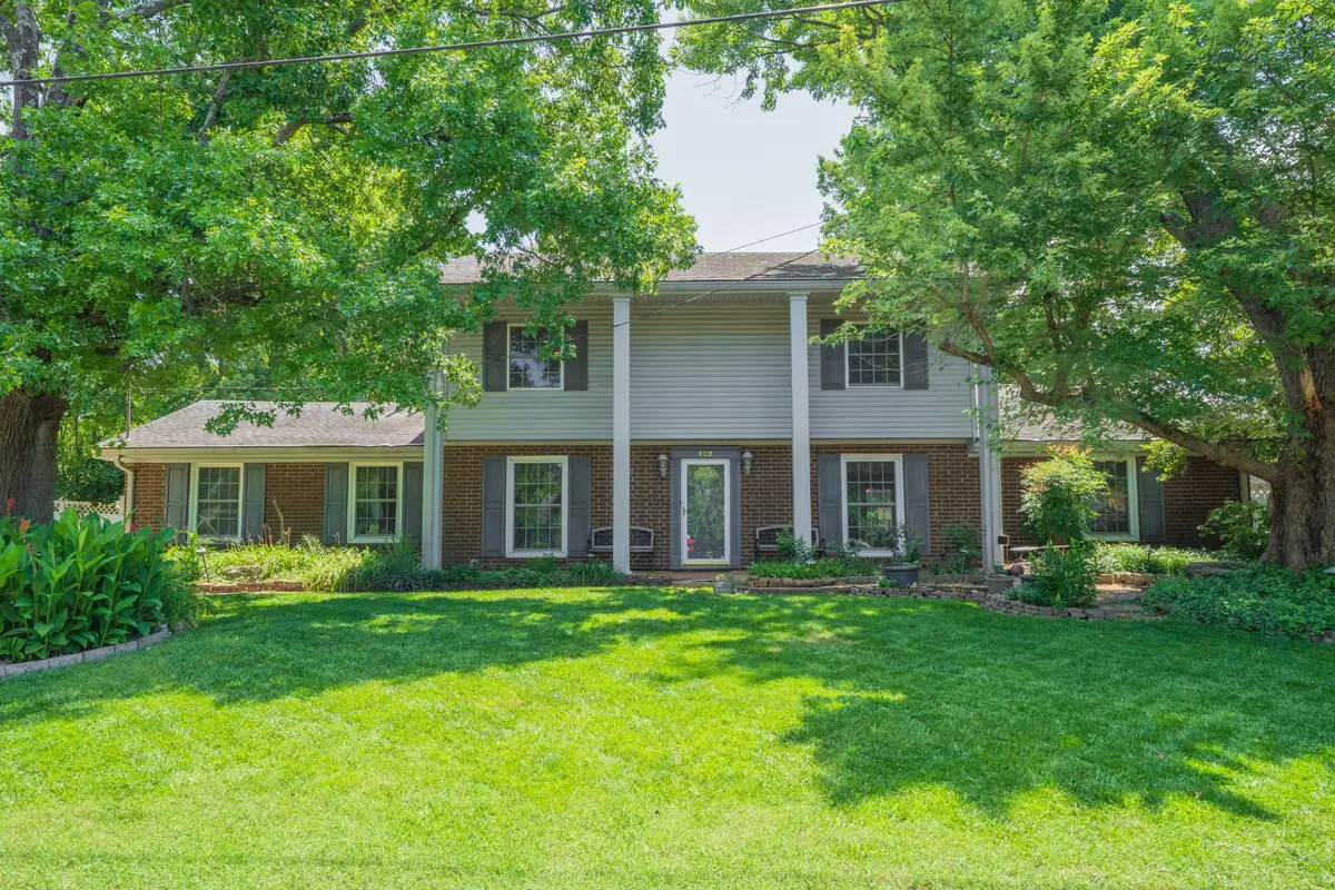 132 Clearlake Dr E, Nashville, TN 37217 - #1