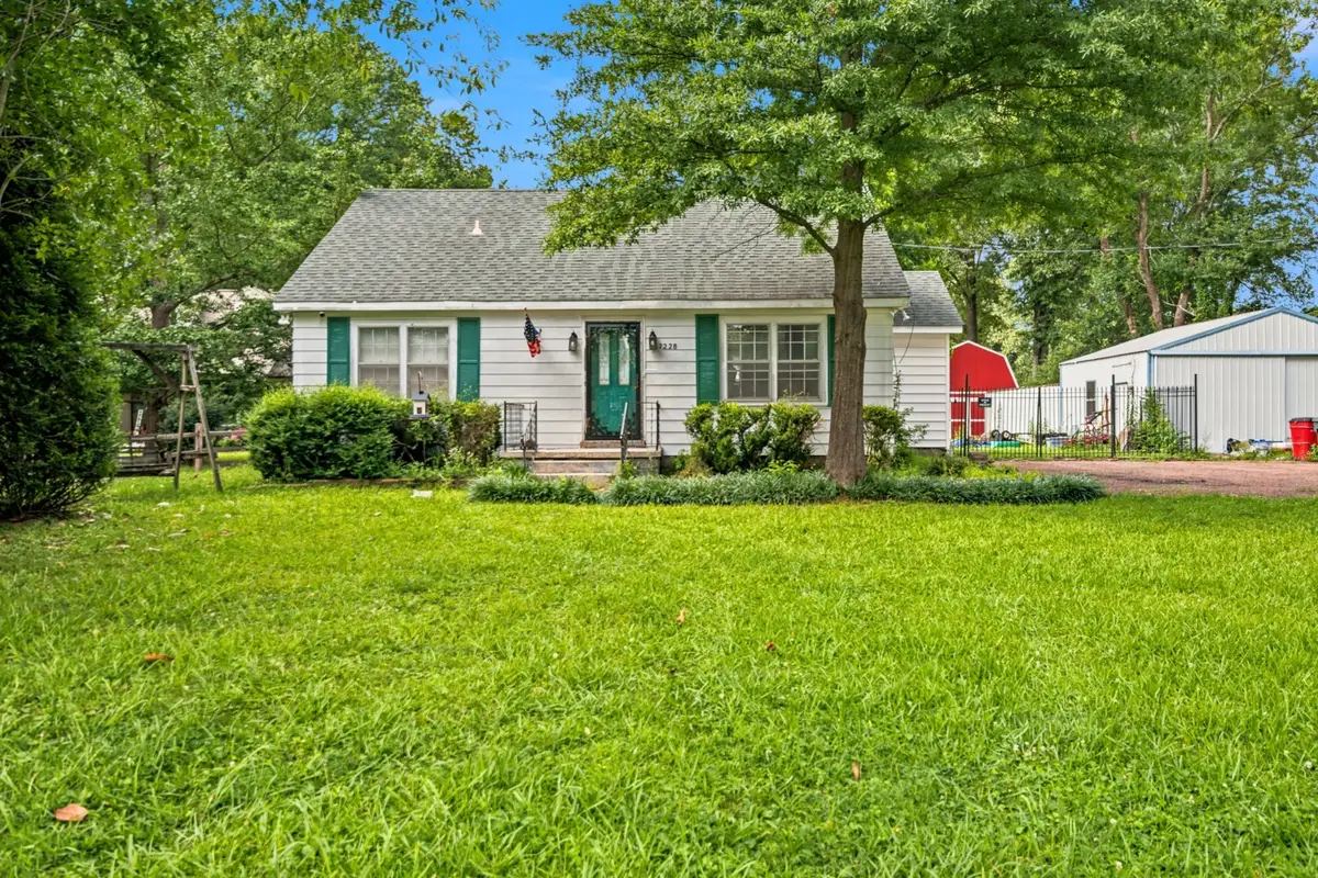 7228 Centralia Rd, Memphis, TN 38135 - #1