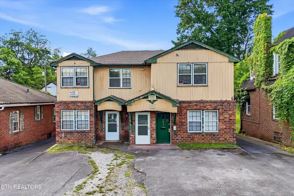 3206 E Magnolia Ave, Knoxville, TN 37914