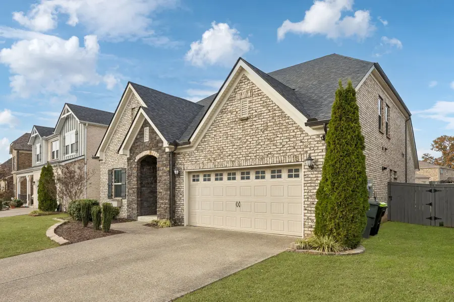 4316 Stone Hall Blvd, Hermitage, TN 37076 - #2