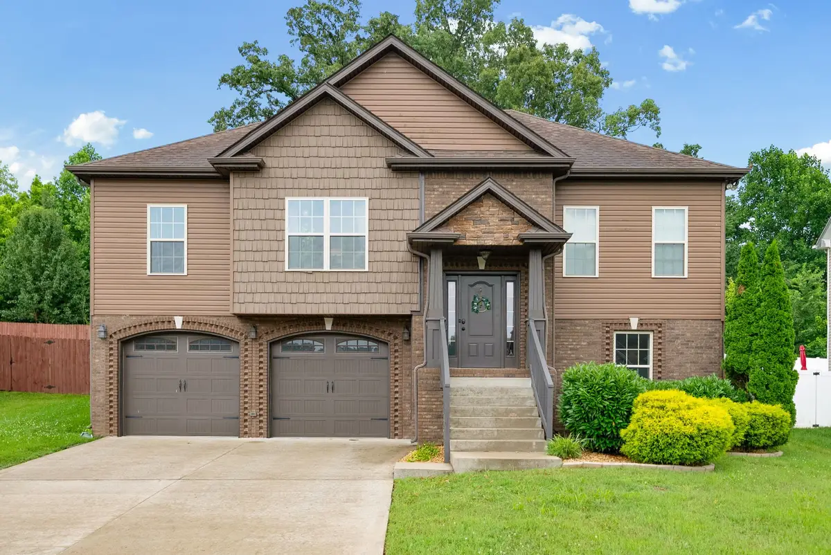 1284 Viewmont Dr, Clarksville, TN 37040 - #1