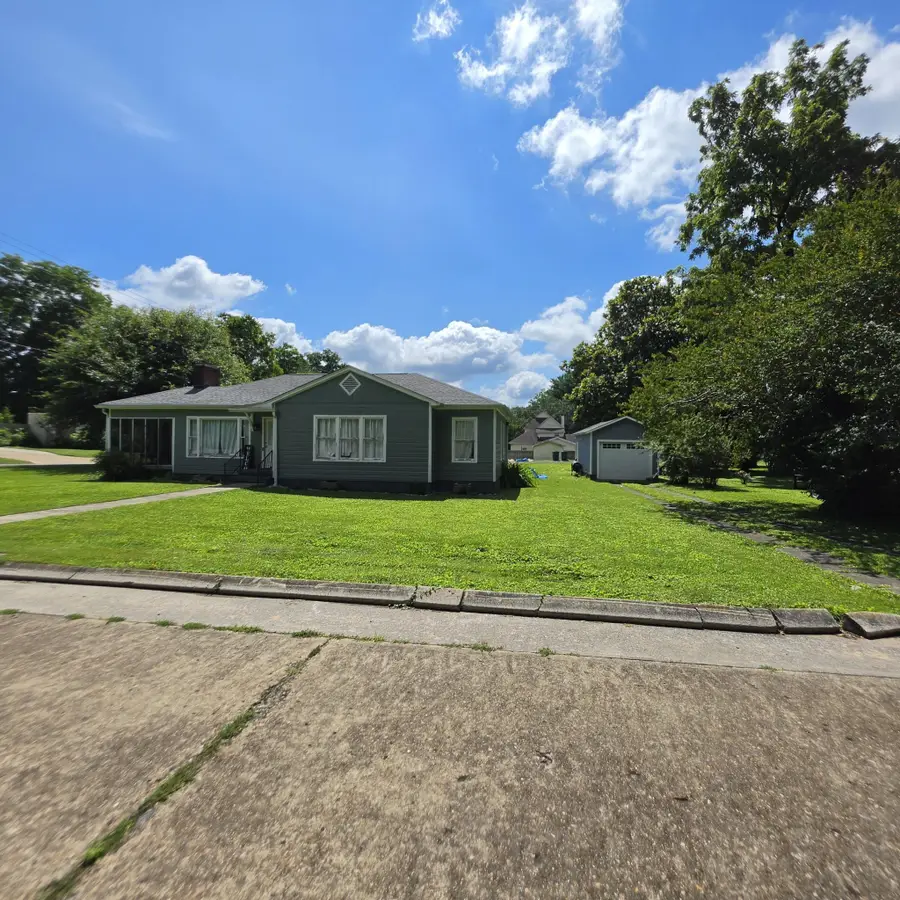 601 Laurel Avenue, South Pittsburg, TN 37380 - #3
