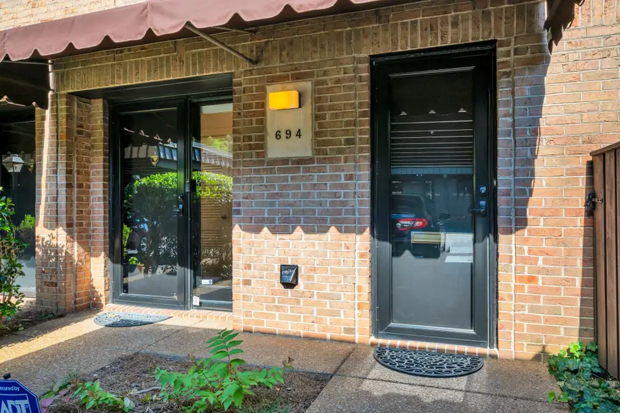 694 Timber Ln, Nashville, TN 37215 - #2
