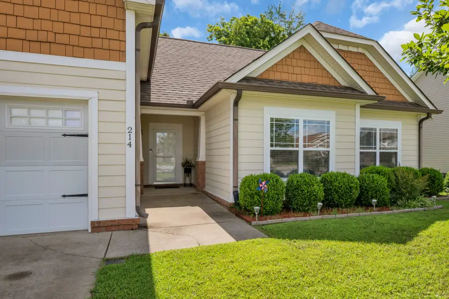 214 Wyburn Pl, Burns, TN 37029 - #3