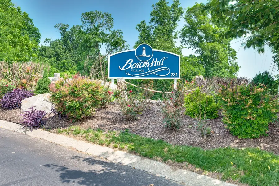 231 Green Harbor Rd #63, Old Hickory, TN 37138 - #2