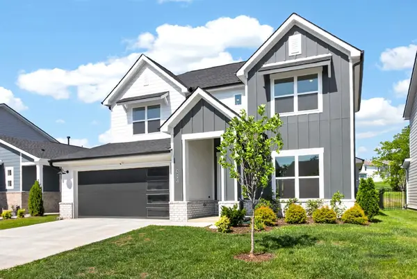 1252 Linn Cove Ct, Gallatin, TN 37066
