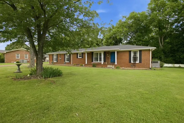 1507 Jewell Dr, Columbia, TN 38401