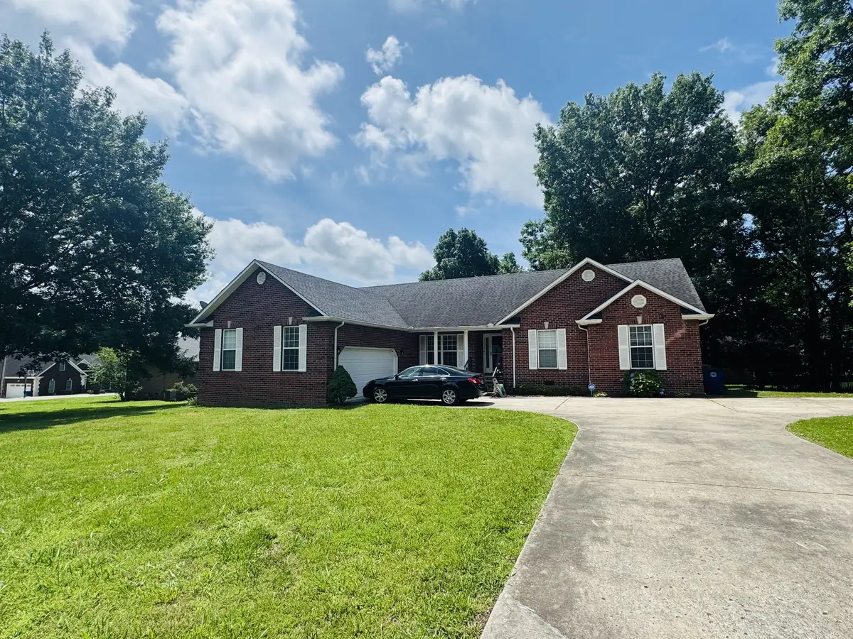 113 Stonegate Circle, Shelbyville, TN 37160 - #1