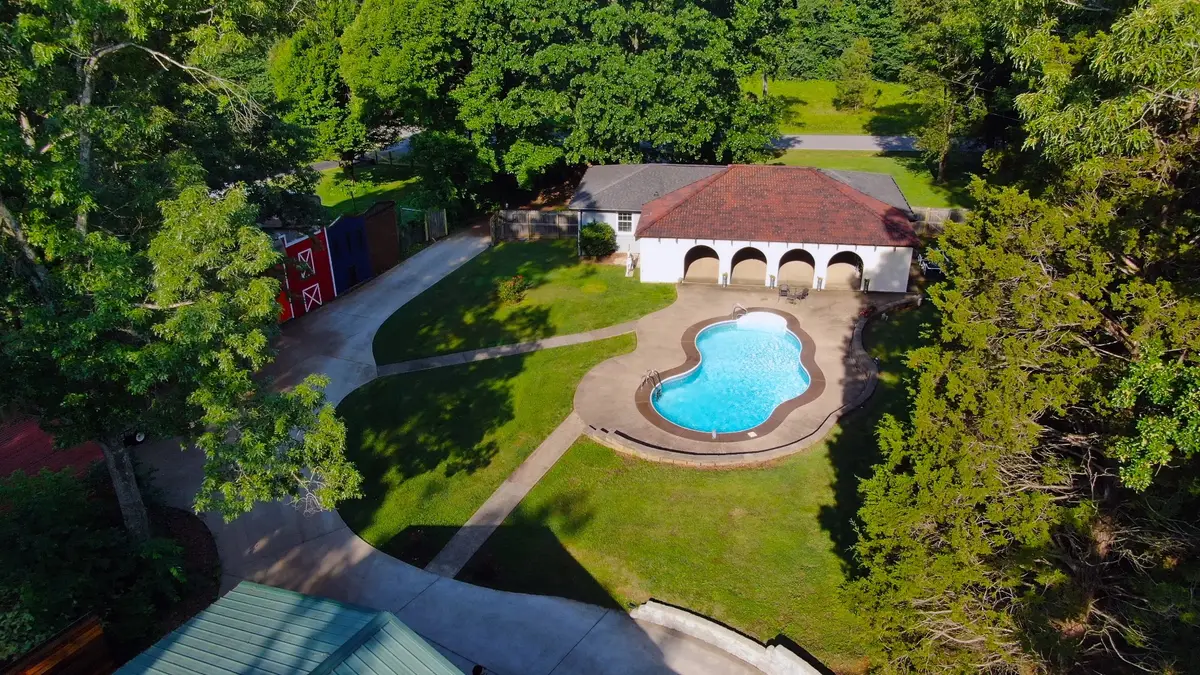 4537 Louise Creek Rd, Cunningham, TN 37052 - #1