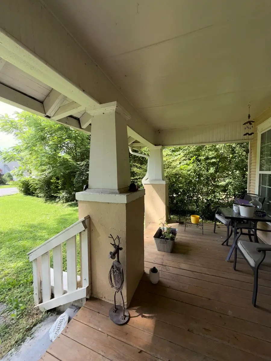 16 Woodvale Avenue, Chattanooga, TN 37411 - #2
