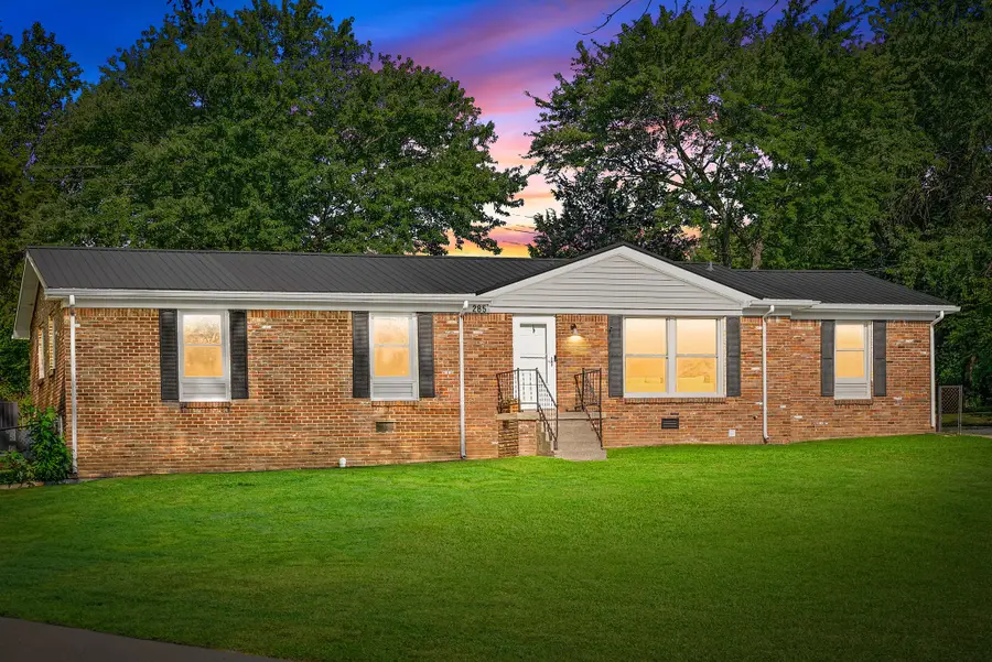 285 Melinda Dr, Clarksville, TN 37042 - #2