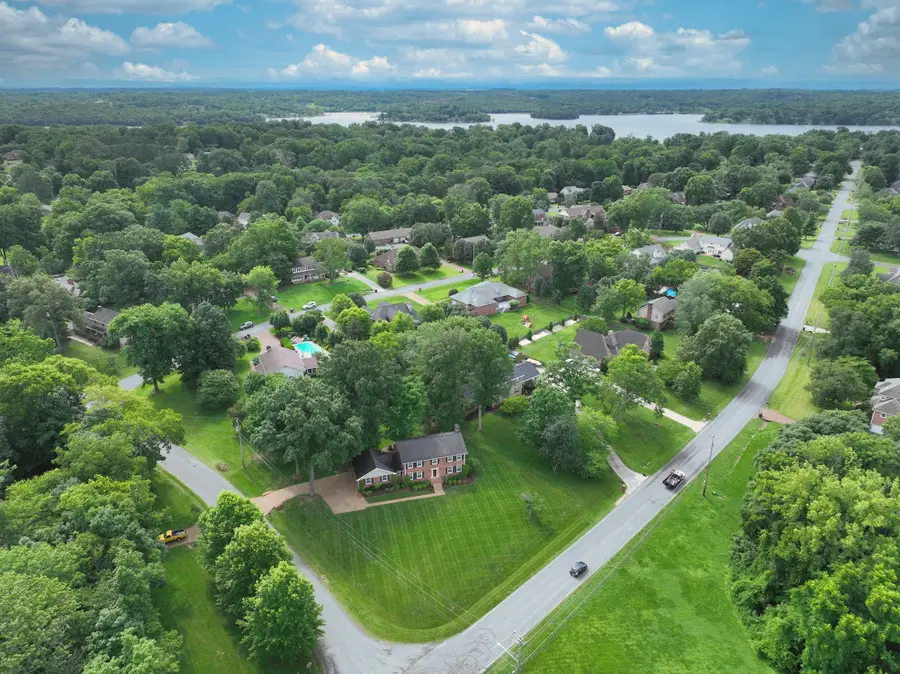 100 Applewood Ct, Hendersonville, TN 37075 - #2