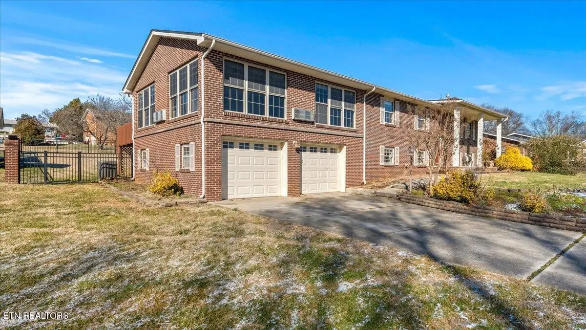 406 Iroquois Lane, Seymour, TN 37865 - #1