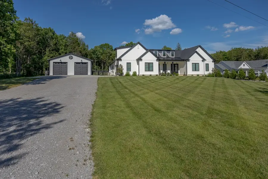 2207 Carpenter Bridge Rd, Columbia, TN 38401 - #3