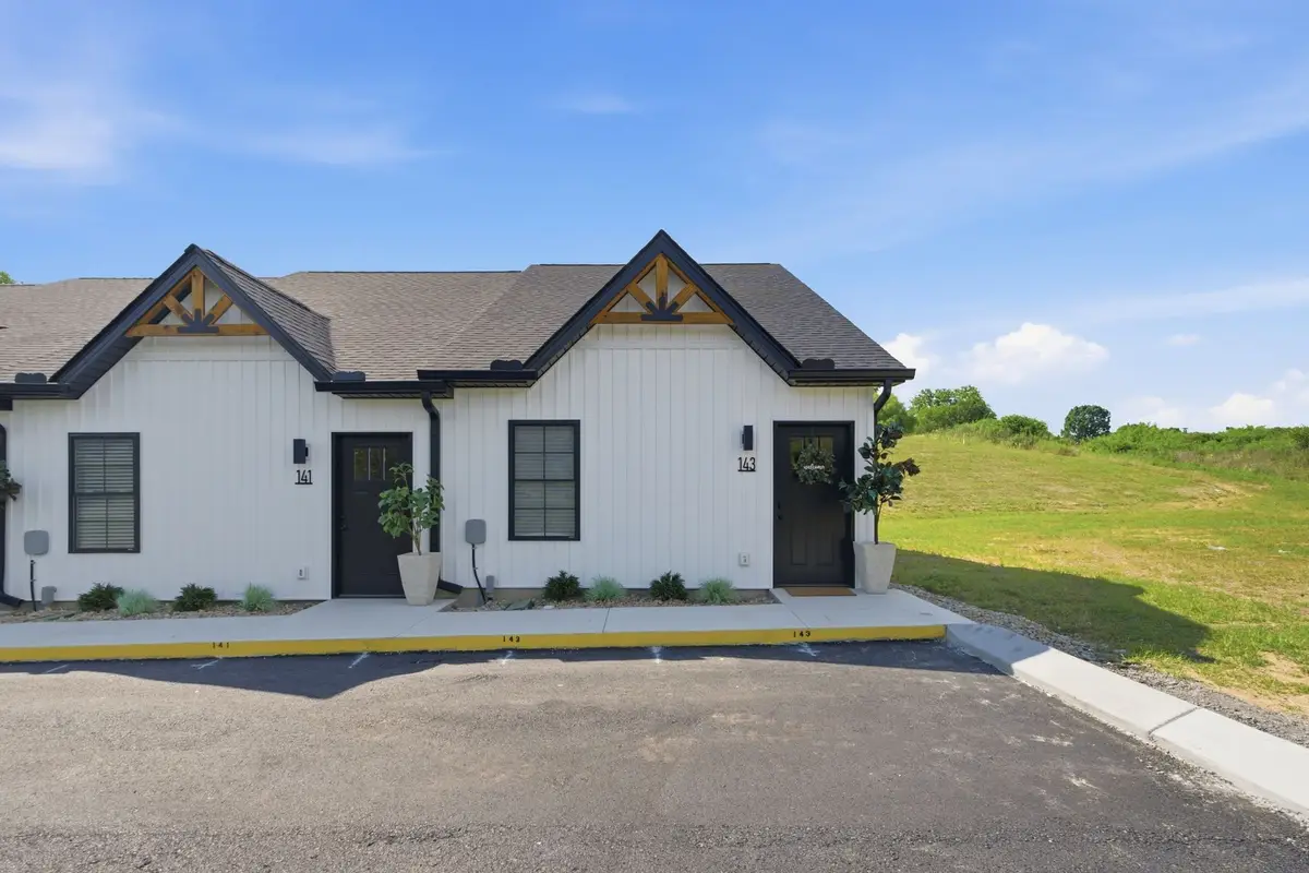 141 Deer Valley Drive E #141, Gordonsville, TN 38563 - #1