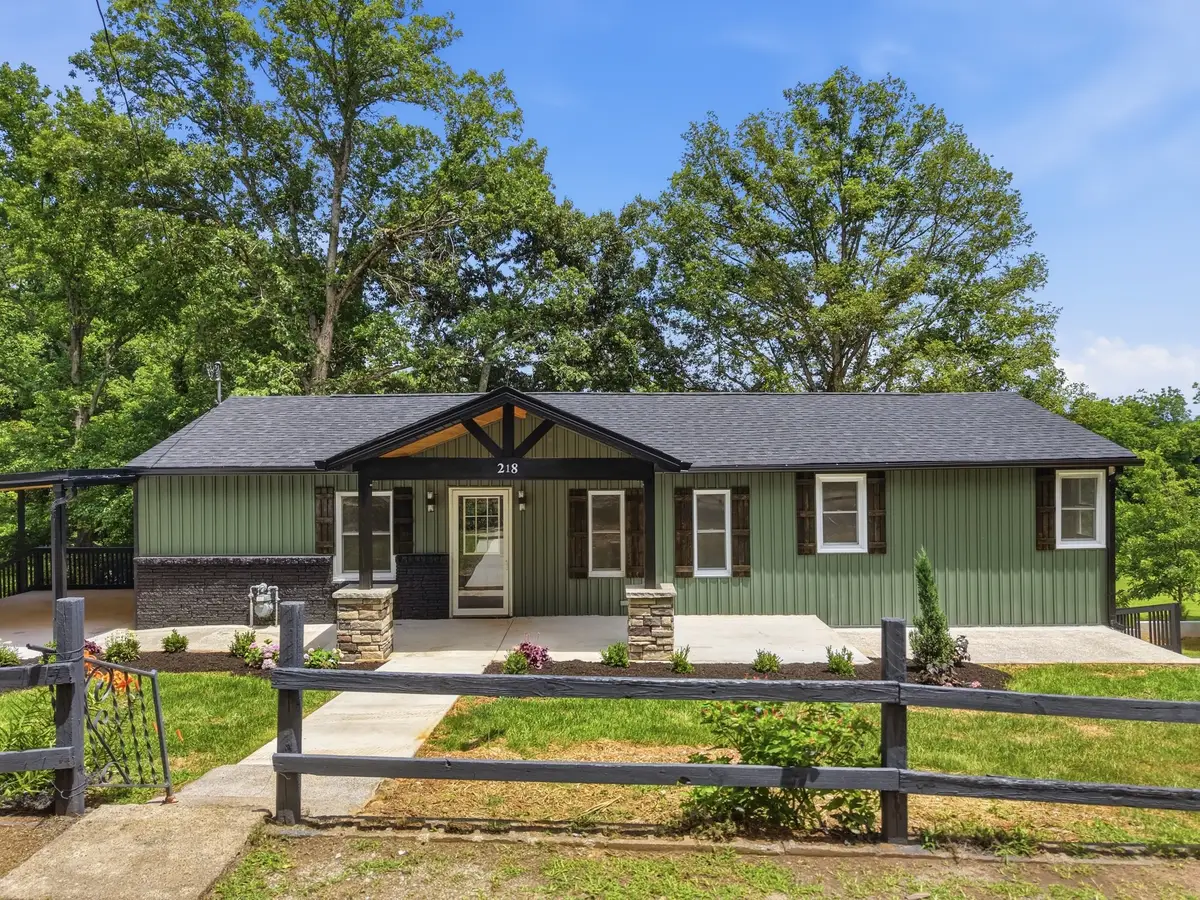 218 Twin Oaks Rd, McMinnville, TN 37110 - #1