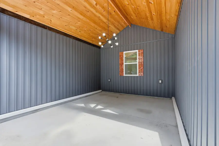 216 Twin Oaks Rd, McMinnville, TN 37110 - #3