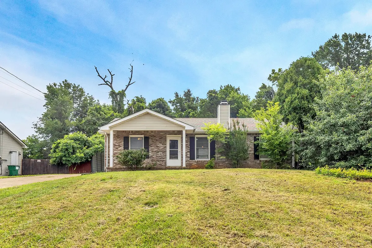 2809 Teakwood Dr, Clarksville, TN 37040 - #1