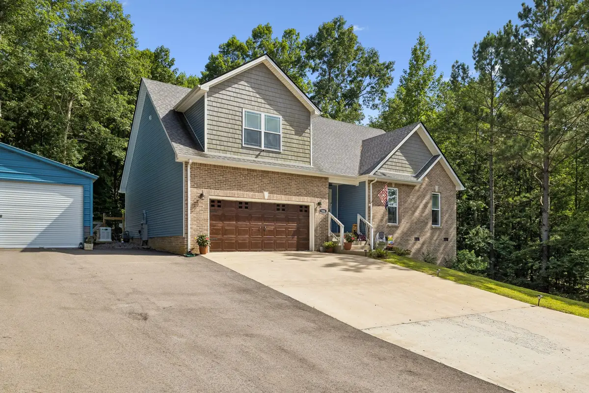 906 Riverwood Dr, Buchanan, TN 38222 - #1